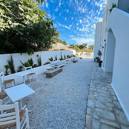 Aeolian Blu 10 * Parikia (Paros)