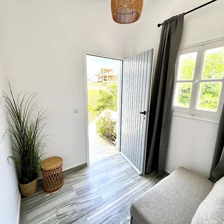 Aeolian Blu 10 Apartment *
